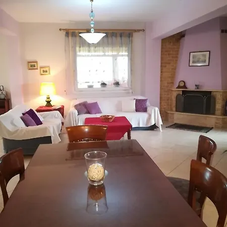 Cottage Villa * Trílofon